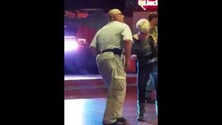 Poczucie rytmu i lekkość ruchów. Tak to się robi na parkiecie!