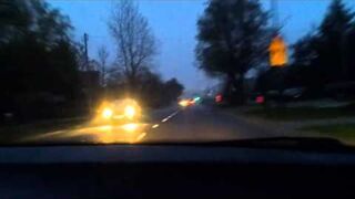 Idioci w BMW jeździli pod prąd. Bawili się w "kto stchórzy". Poznań.