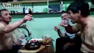 Wódka z ogniem. Jak nie pić!