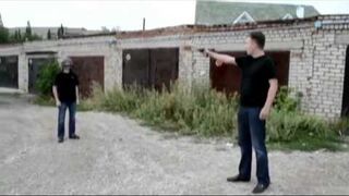 Rosjanie testują kask pancerny. Strzał w głowę!