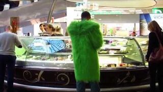 Amazing sneeze - Myszka.TV