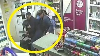 Nieudany napad z siekierą na sklep