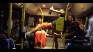 Nieobliczalni ludzie w autobusie (kompilacja)