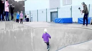 Trik na hulajnodze vs fizyka