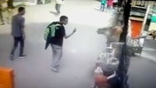 Uważaj komu pokazujesz środkowy palec