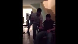 Magia: Wkręcony koleś na imprezie