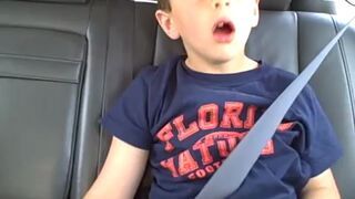 Dawidek wraca od dentysty